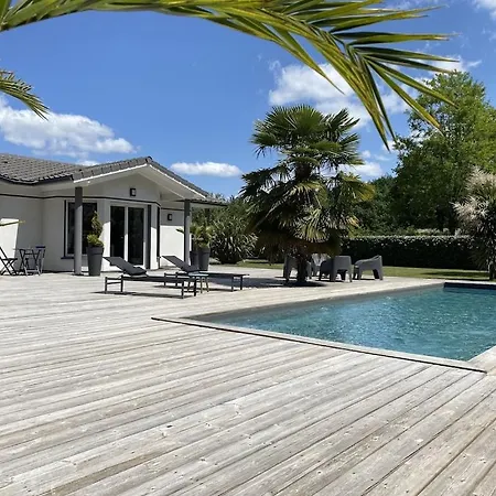 Avec Piscine Chauffee Proche Oceane Le Temple (Gironde)